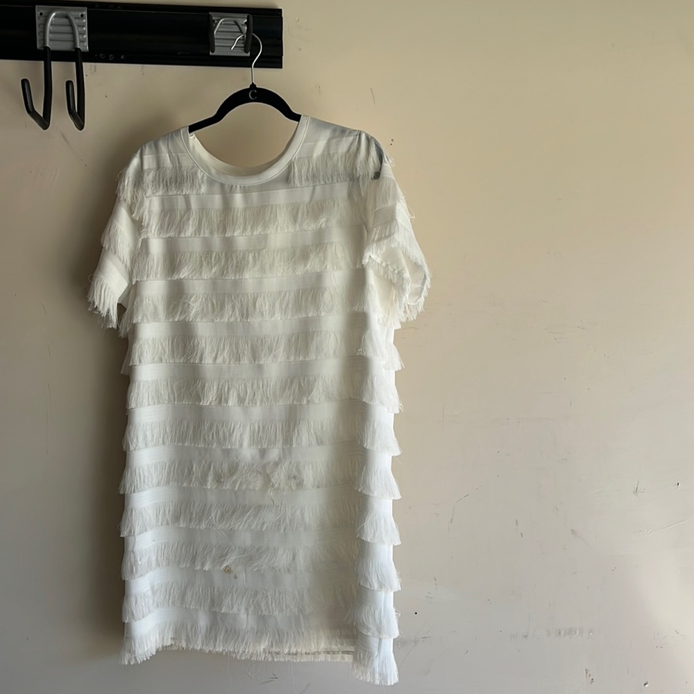 All:row white knee length dress